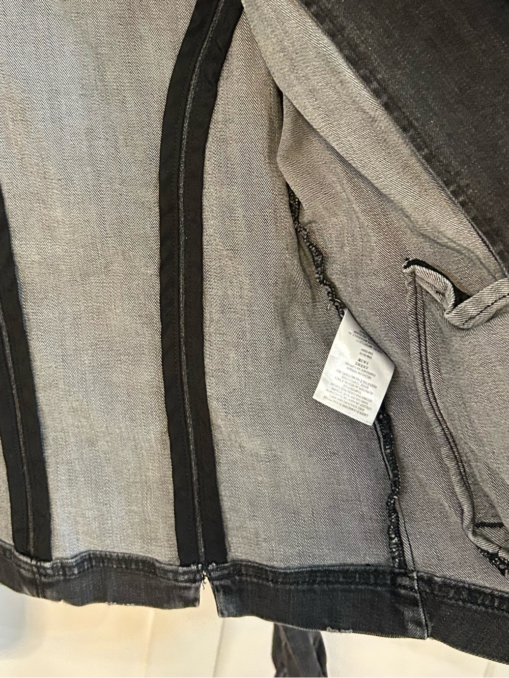 Free People black military-style distressed denim jacket - Picture 7 of 9